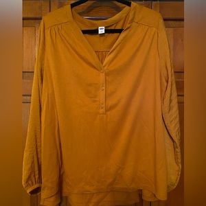 Large Old Navy Shirt